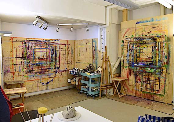 Atelier mit Malwänden für Kunsttherapie in Zürich